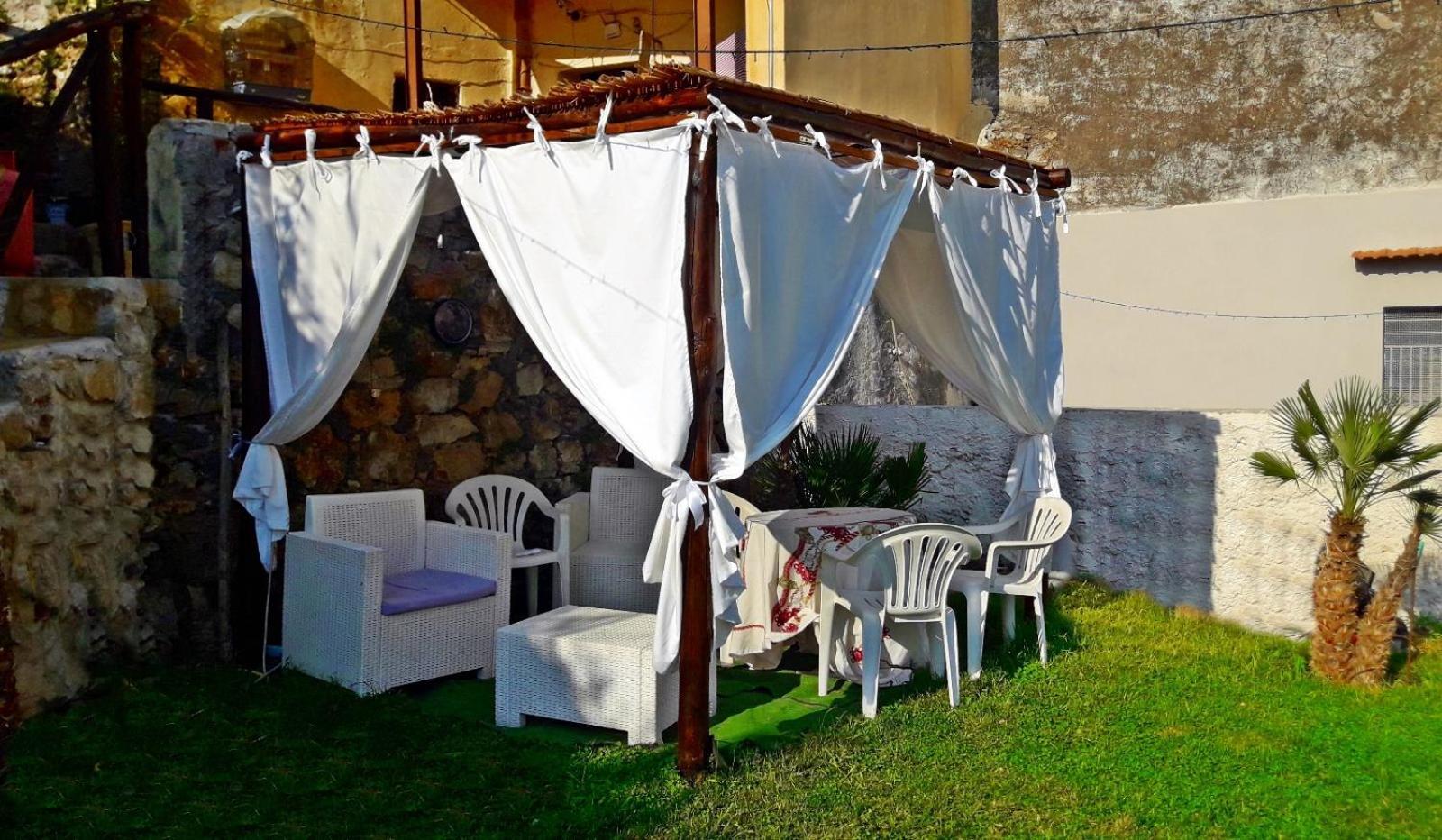 B&B Al Castello Di Lettere Exterior foto